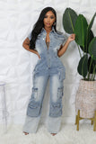 COLLAR BUTTON CLOSURE CARGO DENIM JUMPSUIT (DENIM)