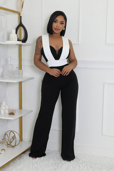 BREAST PADDING STRAPS SWEETHEART NECKLINE JUMPSUIT (BLACK/WHITE)