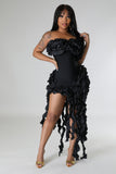 STRAPLESS RUFFLE ACCENT BANDAGE DRESS (BLACK)