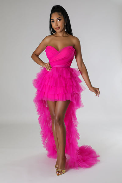 SWEETHEART NECKLINE TULLE LAYERS MESH DRESS  (MAGENTA)