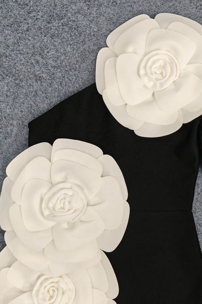 STATEMENT 3D FLOWERs ONE SHOULDER BANDAGE MAXI DRESS