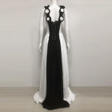 REINE V-NECK 3D FLOWERS BANDAGE CORSET MAXI DRESS (BLACK/WHITE)