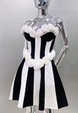 STRAPLESS FLORAL APPLIQUE MINI BANDAGE DRESS (BLACK/WHITE)