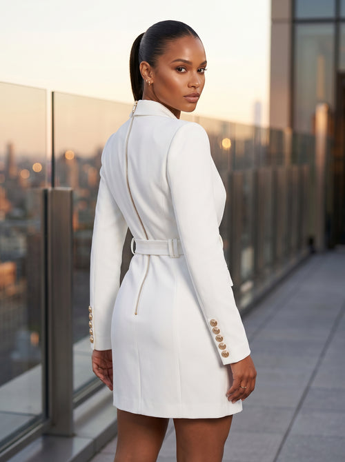 DOUBLE-BREASTED MINI DRESS WITH NOTCHED LAPEL AND BELT (WHITE))