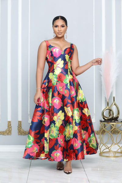 SWEETHEART NECKLINE FIT-AND-FLARE FLORAL PRINT MAXI DRESS (MULTI)