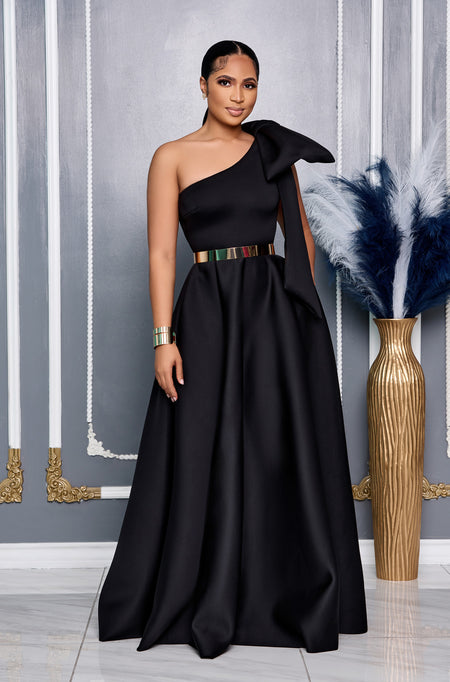 3D ROSETTES TUBE MAXI DRESS (BLACK)