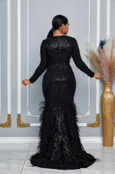 FORMAL LONG SLEEVE GOWN WITH FUR TRIM (BLACK)