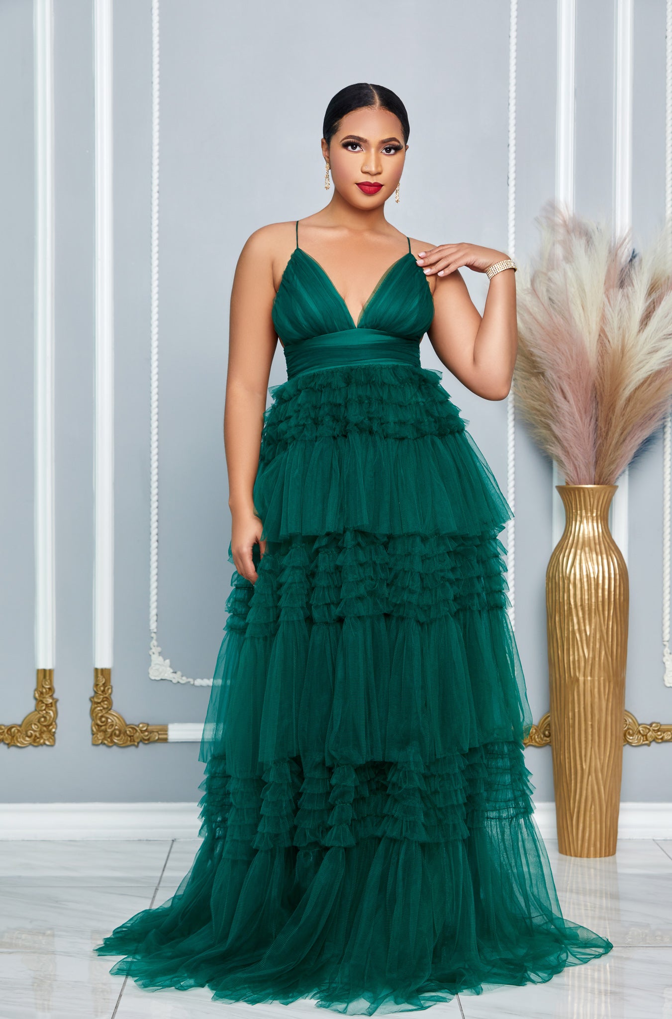 TULLE LAYERS OPEN BACK MAXI DRESS (HUNTER) Dress Code Chic Official