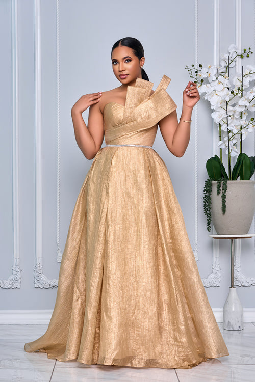STRUCTURED SWEETHEART BODICE COUTURE GOWN