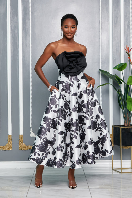 BLACK ROSE PRINTED FLARE MAXI SKIRT (BLACK/WHITE)