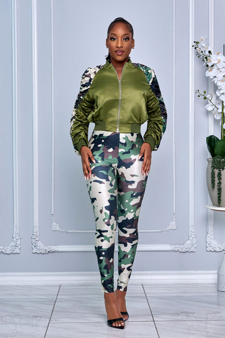 LONG SLEEVE BUTTON DOWN SHIRT TOP & WIDE-LEG PANTS SET (NAVY BLACK MULTI)