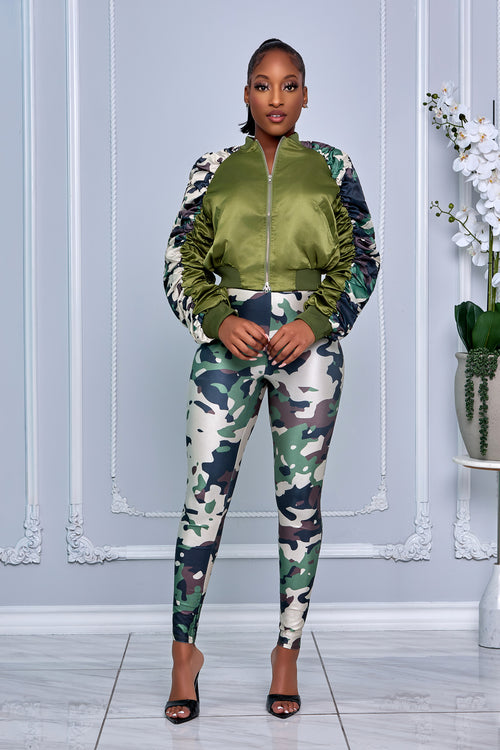 CAMOUFLAGE PRINT BOMBER JACKET WITH RUCHED SLEEVES & LEGGINGS SET
