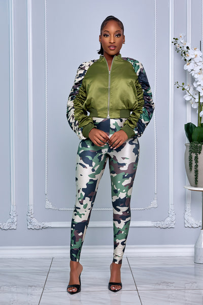CAMOUFLAGE PRINT BOMBER JACKET WITH RUCHED SLEEVES & LEGGINGS SET