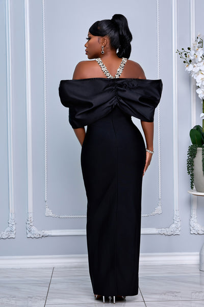 HALTERNECK CRYSTAL OFF SHOULDER BANDAGE DRESS (BLACK)